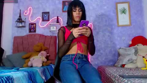 stefani__r online show from March 2, 7:37 am