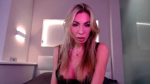 stefanie_eclipse online show from February 1, 9:41 am