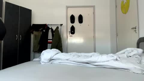 Snapshot of stefanomorelli chatting on February 26, 8:46 am stefanomorelli online show from February 26, 8:46 am