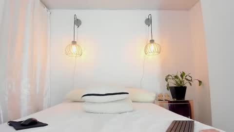 Snapshot of stefany520 chatting on February 11, 8:03 pm Stefany online show from February 11, 8:03 pm