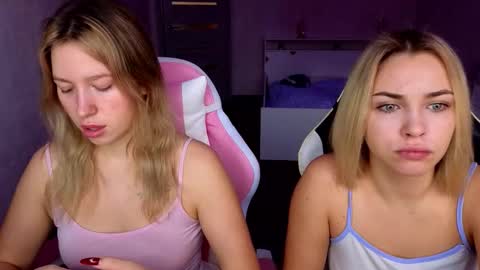 stefany_and_bettany online show from November 8, 10:26 am