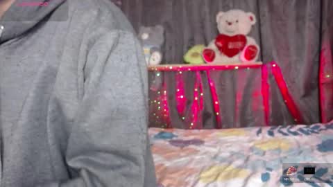 stefany_pablo1 online show from November 19, 11:54 am