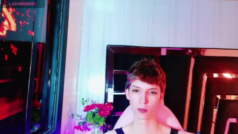 Snapshot of stefany_piink chatting on May 18, 12:22 pm stefany piink online show from May 18, 12:22 pm