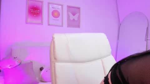 Steff online show from February 9, 11:25 pm