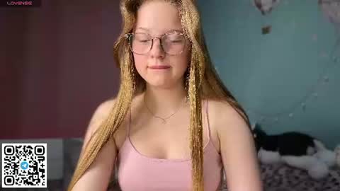 Snapshot of steffi_meoww chatting on July 24, 11:14 pm STEFI Streams every day from 10 PM GTM1 online show from July 24, 11:14 pm