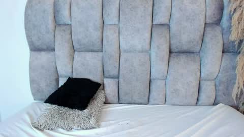 Stefy online show from December 13, 7:53 pm