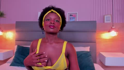 STELA online show from October 18, 3:24 pm