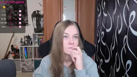 Snapshot of stella_and_carol chatting on February 2, 3:44 pm Diana online show from February 2, 3:44 pm