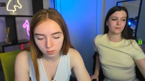 stella_flower online show from March 17, 12:41 pm