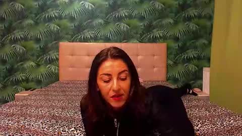 Stella John online show from December 28, 8:26 am