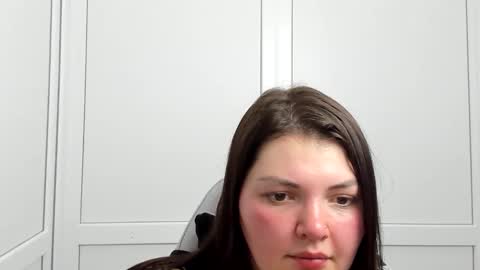 Snapshot of stella_la_ chatting on May 19, 1:17 pm Stella online show from May 19, 1:17 pm