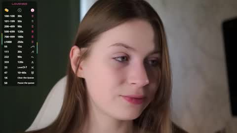Snapshot of stella_of_steel chatting on September 20, 8:59 am Stella online show from September 20, 8:59 am