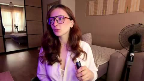 Snapshot of stella_rass chatting on June 5, 10:32 am Stella online show from June 5, 10:32 am