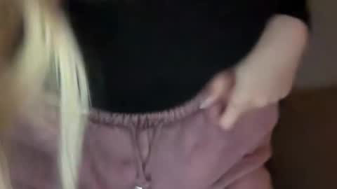 Stella Bella online show from November 13, 12:09 am