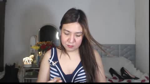 Stella online show from December 5, 8:45 am