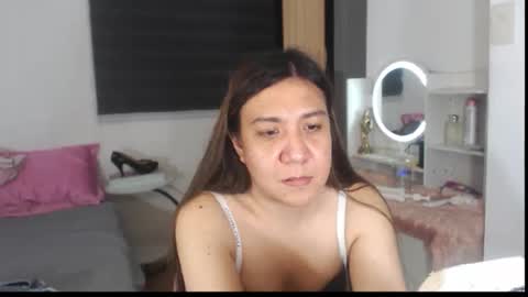 Stella online show from February 13, 4:58 pm