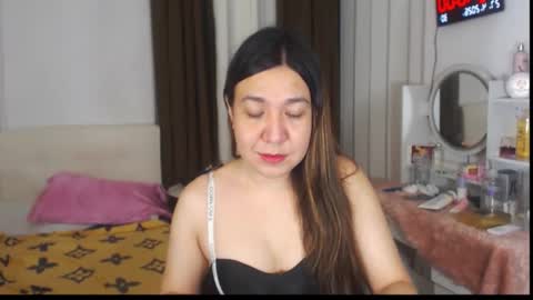 Snapshot of stellahugets chatting on April 26, 4:48 pm Stella online show from April 26, 4:48 pm