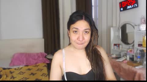 Snapshot of stellahugets chatting on April 27, 4:54 am Stella online show from April 27, 4:54 am