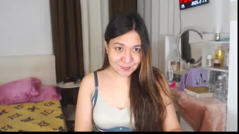 Snapshot of stellahugets chatting on May 30, 5:10 pm Stella online show from May 30, 5:10 pm