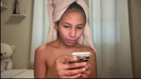 Snapshot of stellamckinley chatting on June 18, 5:08 am GODDESS STELLA online show from June 18, 5:08 am