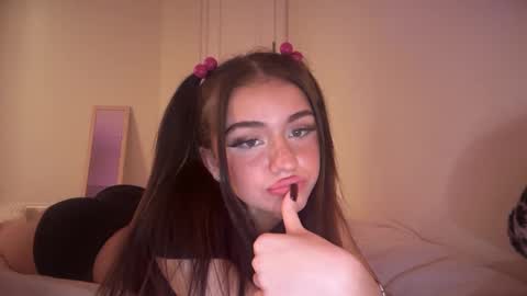 stellapearl online show from October 2, 7:26 am