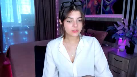 StellaRainbow online show from March 17, 11:46 am