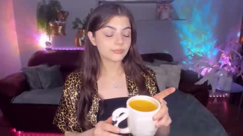 StellaRainbow online show from April 18, 10:19 am