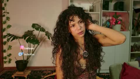 stellart_ online show from November 22, 3:27 am