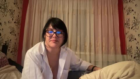 Snapshot of stellarteam chatting on January 27, 4:33 pm StellarTeam online show from January 27, 4:33 pm