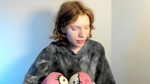 S T E L L A online show from October 17, 9:34 am