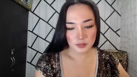 Snapshot of stellaven chatting on May 11, 8:42 am Stellaven online show from May 11, 8:42 am