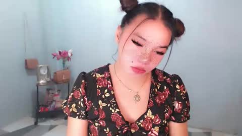 Snapshot of stellaxtemptationx chatting on November 14, 10:47 am Stella sweet online show from November 14, 10:47 am