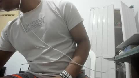 Snapshot of stemanlu9 chatting on April 20, 4:04 am Steman online show from April 20, 4:04 am
