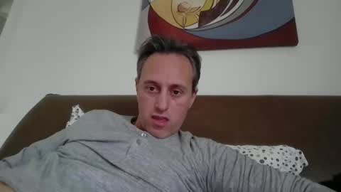 Snapshot of sten015 chatting on February 5, 2:37 pm sten015 online show from February 5, 2:37 pm