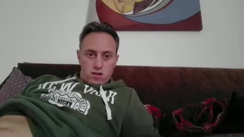 Snapshot of sten015 chatting on February 20, 2:13 pm sten015 online show from February 20, 2:13 pm