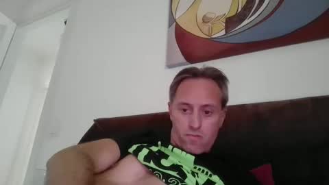 Snapshot of sten015 chatting on September 30, 12:43 pm sten015 online show from September 30, 12:43 pm