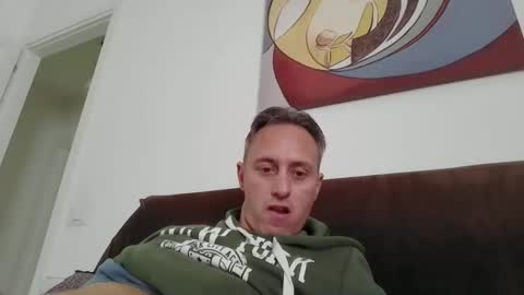 Snapshot of sten015 chatting on October 23, 11:53 am sten015 online show from October 23, 11:53 am