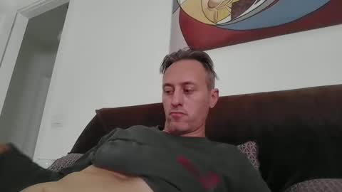 Snapshot of sten015 chatting on October 25, 9:06 am sten015 online show from October 25, 9:06 am