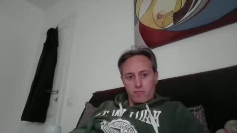 sten015 online show from April 2, 12:14 pm