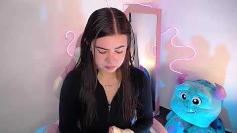 Emma online show from January 7, 11:01 am