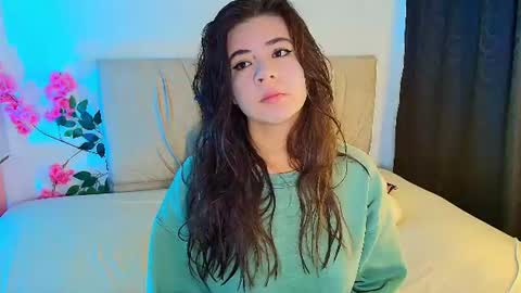 Snapshot of stepha_sweet chatting on July 8, 4:06 am Emma online show from July 8, 4:06 am