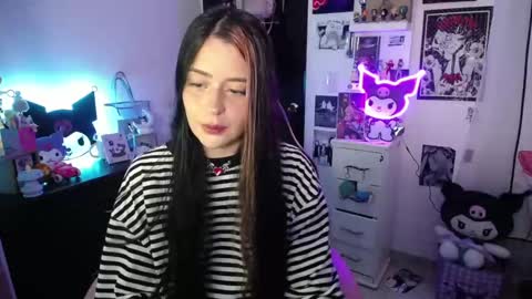 Snapshot of stephani_rousso chatting on February 28, 7:35 pm joha cosmo online show from February 28, 7:35 pm