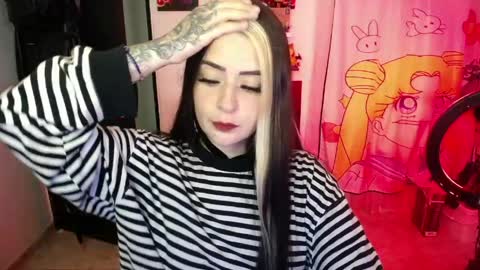 Snapshot of stephani_rousso chatting on April 26, 11:02 pm joha cosmo online show from April 26, 11:02 pm
