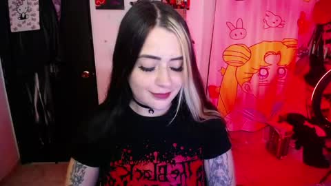 Snapshot of stephani_rousso chatting on April 27, 11:25 pm joha cosmo online show from April 27, 11:25 pm