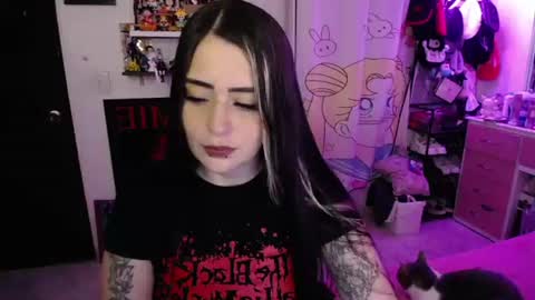 Snapshot of stephani_rousso chatting on July 12, 11:07 pm joha cosmo online show from July 12, 11:07 pm