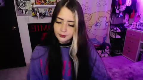 Snapshot of stephani_rousso chatting on July 24, 10:30 pm joha cosmo online show from July 24, 10:30 pm