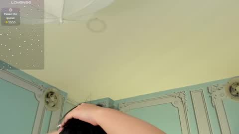         online show from January 25, 9:57 pm