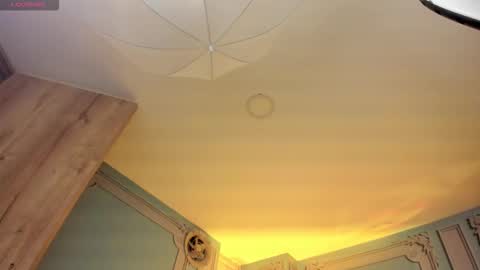         online show from October 14, 2:12 am