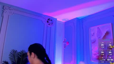         online show from October 31, 2:56 am