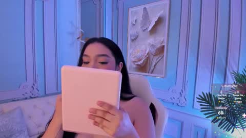         online show from November 8, 2:45 am